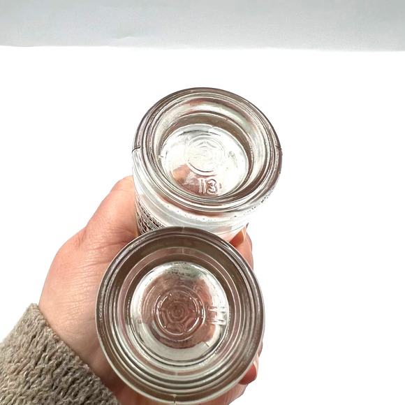 Vintage Yukon Jack Perma Frost Schnapps 100 Proof EMPTY Shot Glasses 2 Set - Picture 9 of 10